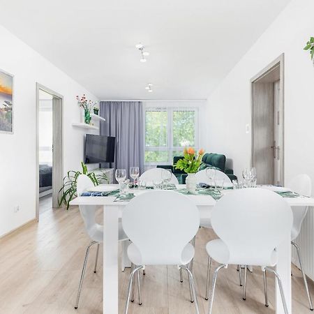 Apartament Deluxe Platany C38 By Renters Lägenhet Kołobrzeg Exteriör bild