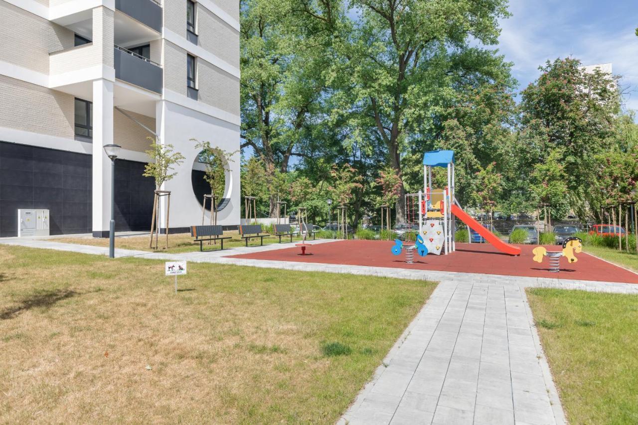 Apartament Deluxe Platany C38 By Renters Lägenhet Kołobrzeg Exteriör bild